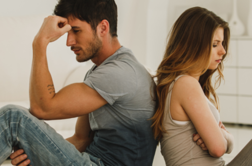 9 Signs You Are In An Unhappy Marriage